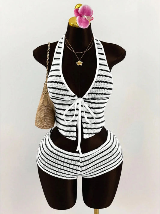 Women's Set Summer Casual Sexy Color Blocked Hanging Neck Sleeveless Tied Top + Color Blocked Elastic Waist Shorts Set