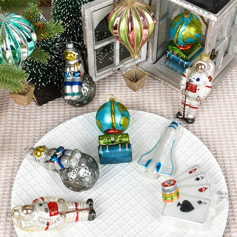 Christmas Decorations Creative Glass Painted Ornaments Astronaut Hot Air Balloon Globe Small Pendants Christmas Tree Hanging Decorations