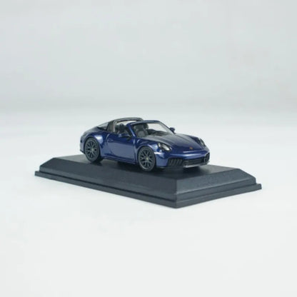 MINICHAMPS 1:64 911 (992.2) TARGA 4 GTS -2025- A realistic alloy car model for static display, boys' toy, adult collection piece