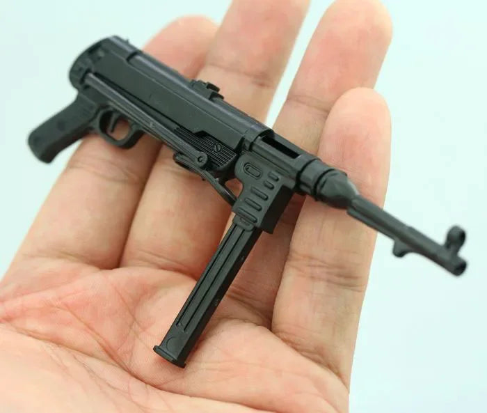 1/6 MP40 Submachine Gun Plastic Assemble WWII Puzzle Model For 12" Soldiers Military Weapons Building Blocks
