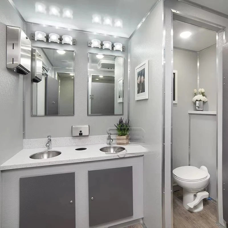 New Design Premium Luxury Modular Restroom Bathroom Trailer Canada Portable Toilet Business for Sale Customized