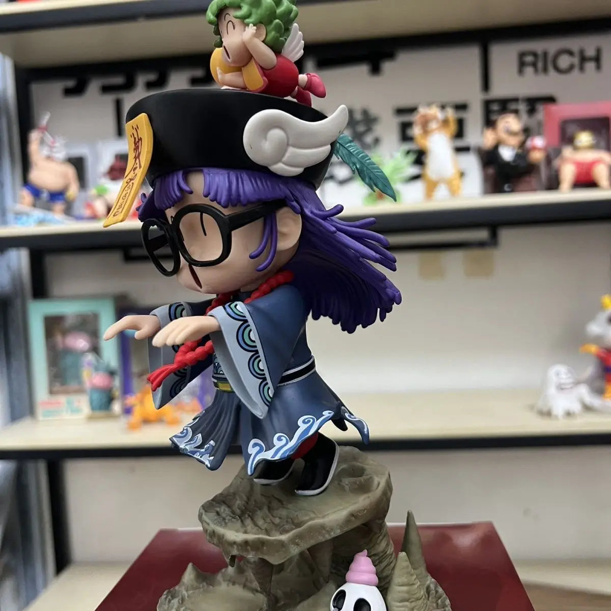 Dr. Slump Anime Figure Arale Figures Wealrh God Figurine Cute Girl Gk Statue Model Doll Collection Room Birthday Gifts Toy