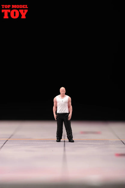 Painted Miniatures 1/64 Paul Walker Gal Gadot Vin Diesel Mini Scene Props Doll Figures Model Cars Vehicles Cars Toys Gift