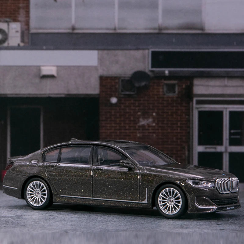 1:64 Alpina B7 Metal grey #619 M3 #314 alloy die casting simulation car model, boys' toys,children's holiday birthday gifts