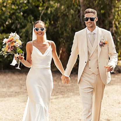 2Pcs Just Married Bride/Groom Accessories Wedding Day Supplies Bachelorette Party Decorations Bridal Shower Gift Honeymoon Trip