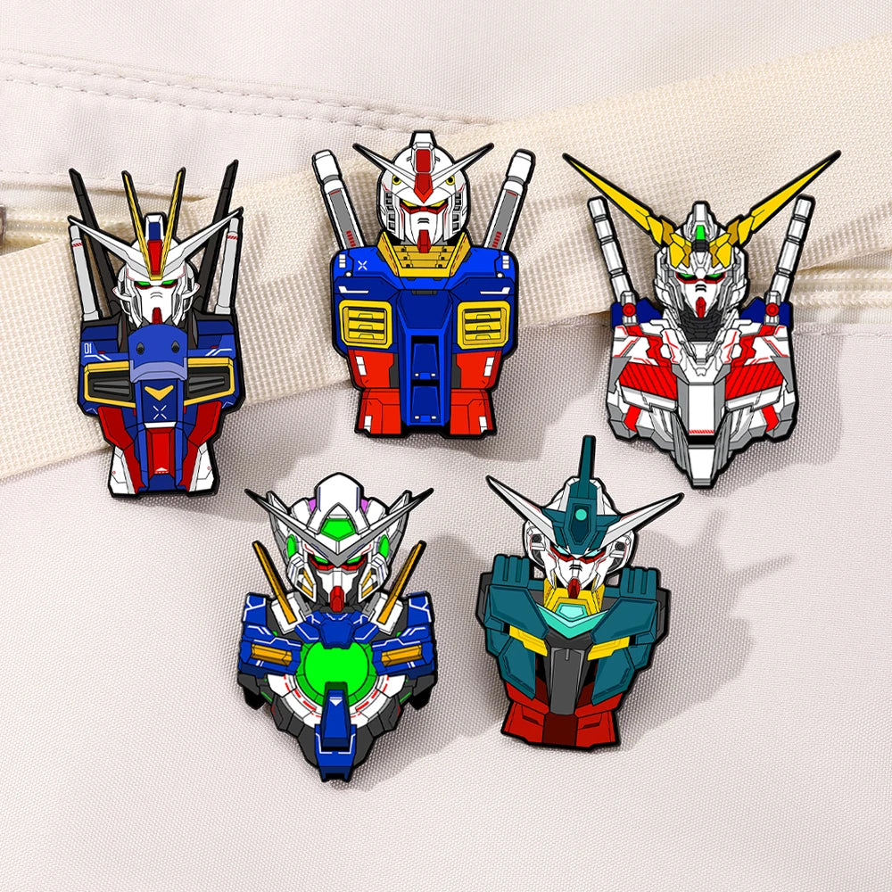 4/8pcs Japanese Anime Mobile Suit Gundam Enamel Pins Cartoon Creative Alloy Brooch Fashion Accessories for Bags And Clothing