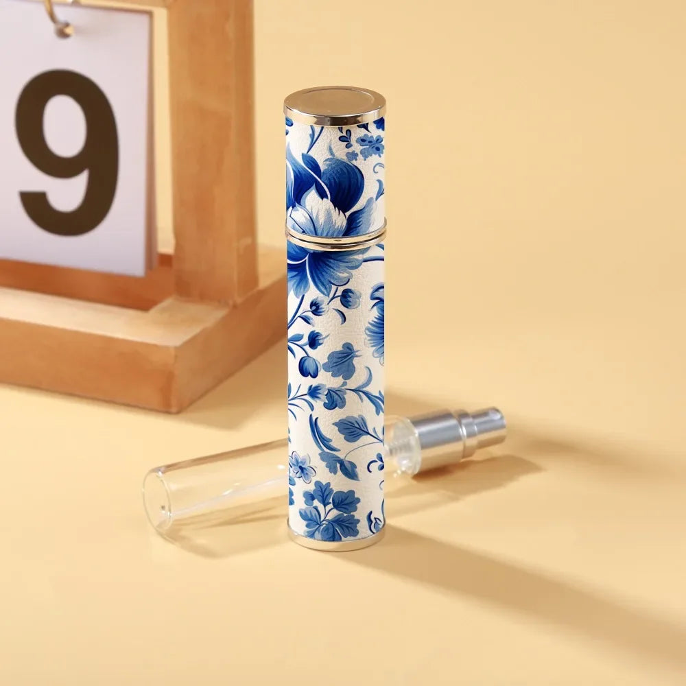 10ml Mini Perfume Bottle PU Leather Essential Oil Alcohol Spray Rotating Bottle Refillable Spray Atomizer Bottle