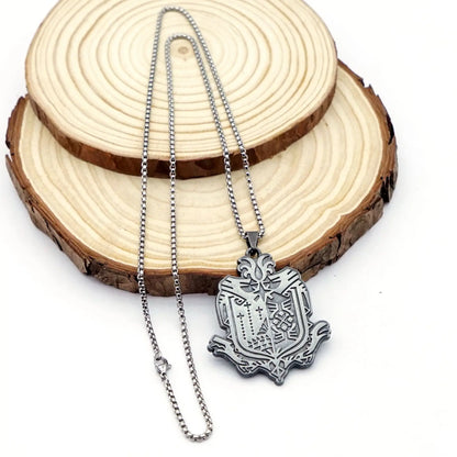 5cm/1.96in Monster Hunter Peripheral Keychain World Hunter Guild Logo Greatsword Bow Taijutsu Sword Exterminating Dragon Pendant