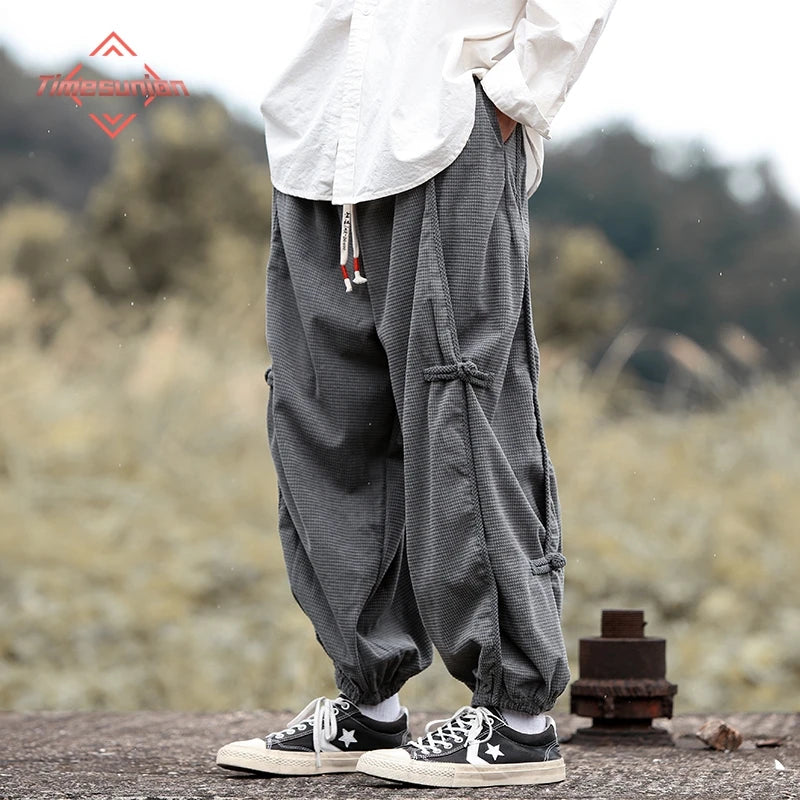 New Chinese Style Hanfu Cargo Pants Man Outdoor Buckle Design Stereo Clipping Japanese Casual Pants Elastic Waist Hallen Pants