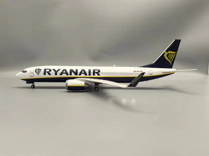 Ryanair Ireland B737-800 Aircraft Model 1:85 Scale 47cm 737 Aircraft Model Die-Cast Resin Aircraft with LED Lights Display Toys