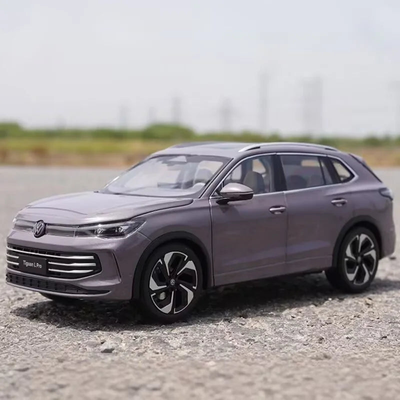 New 1:18 2025 VW Tiguan L PRO SUV Alloy Car Model Diecast Metal Vehicles Car Model High Simulation Childrens Toy Gift Decoration