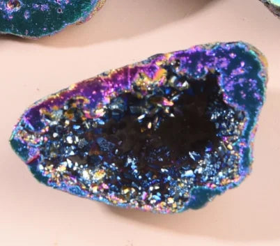 1PC Natural Agate Plated/Electroplated Cornucopia Crystal Cave Raw Stone Bare Stone Display Mineral Specimen Decoration Fortune