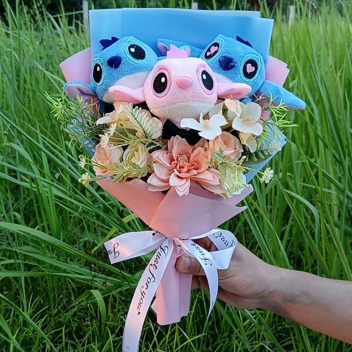 Cartoon Winnie the Pooh Pig Plush Bouquet Handmade Flower Bouquet Plush Doll Wedding Graduation Valentine Christmas Birthday Gif