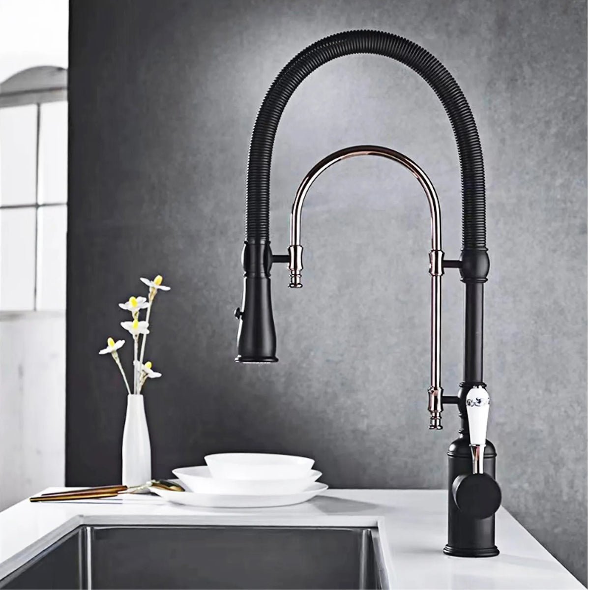 AITANA Luxury Golden Brass Kitchen Faucet with Retro Design, Single Handle Hot and Cold Dual Control 2 Function Sink Mixer