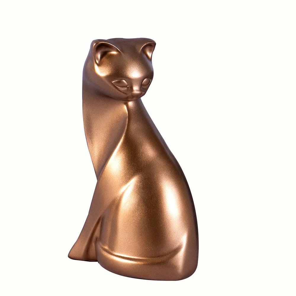 Resin Couples Cat Statues for Home Decorations Animal Figurine European Creative Wedding Gift Decorative Home Decor Sculpture