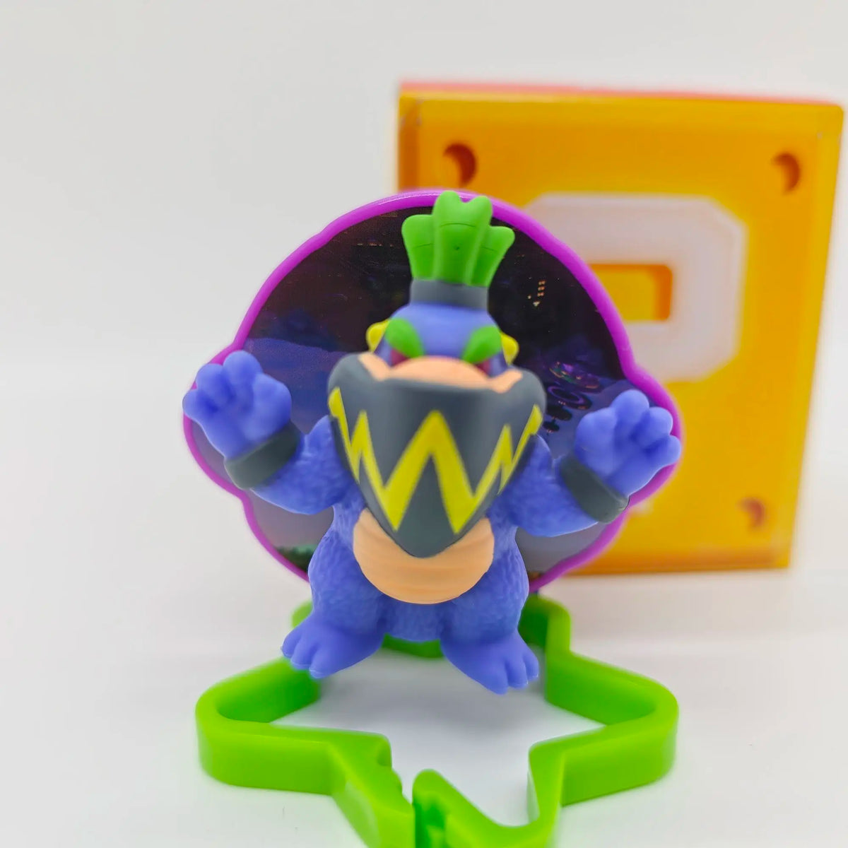 New Genuine Super Mario Collectible Figures Blind Box Luigi Peach Yoshi Bowser Toad Creative Desk Decor Ornament Fans Gift