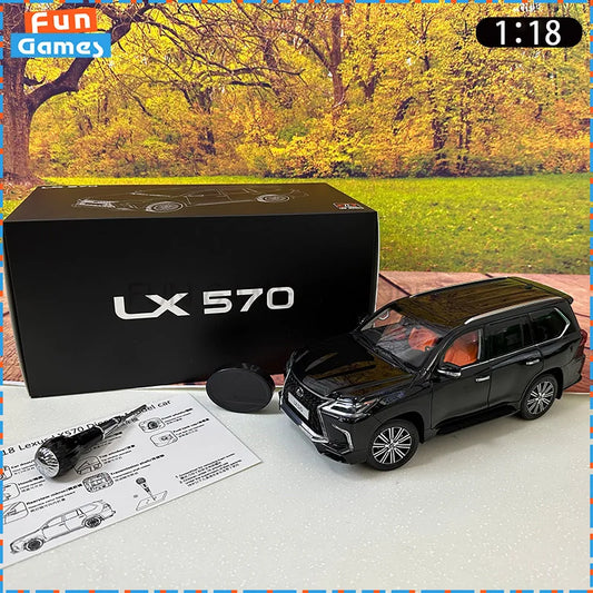 New LCD 1/18 Car Model Lexus LX570 SUV Car Model Alloy Simulation Model Diecast Model Collect Ornament Custom Birthday Toy Gifts