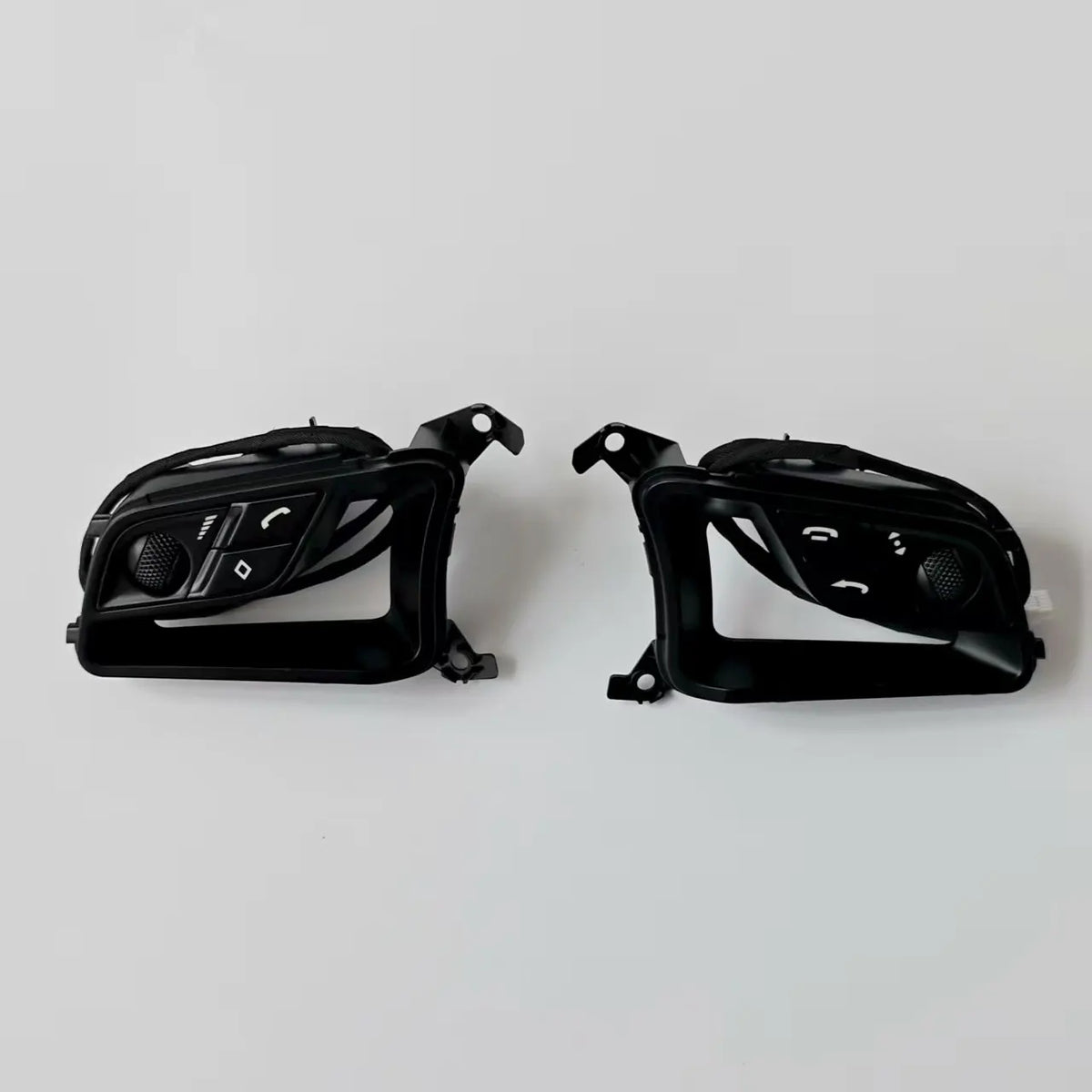 Car Steering Wheel Control Switch Volume Adjustment Button for Macan 718 Boxster Cayman Carrera 95B998537