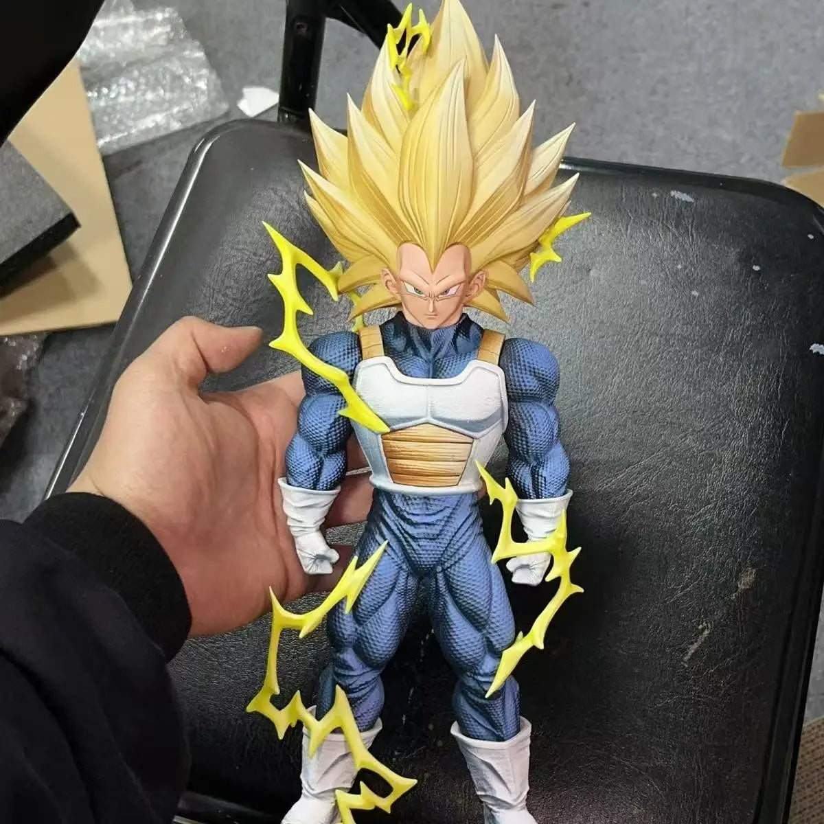 HY Statue Dragon Ball Z Ssj3 Vegeta Figure Replace arms Super Saiyan 3 Vegeta Pvc Action Figures Collection Model Toys Gifts