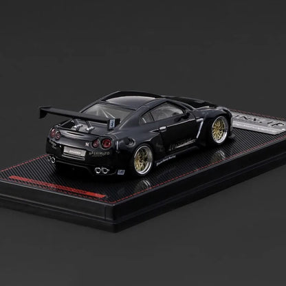 IG 1:64 Nissan GTR R35 PANDEM Wide Body Rocket Rabbit Modified Die Casting Alloy Car Model Male Gift Desktop Ornament.