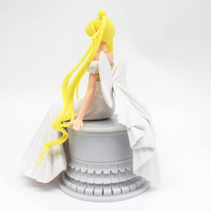 Hot 15cm Seated wedding dress Sailor Moon Tsukino Usagi Anime Figure Decoration Collection Doll Action Model Toys for Gift