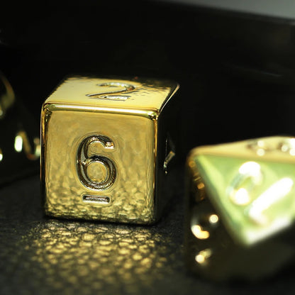 7Pcs/Set Gold Plating Dice D&D COC Dice D4 D6 D8 D10 D% D12 D20 Table Games DND RPG Dice Set