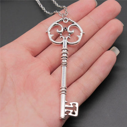 Vintage Big Key Pendant Long Chain Necklace For Women Girl Birthday Gift Enter University Gift Costume Jewellery Necklace