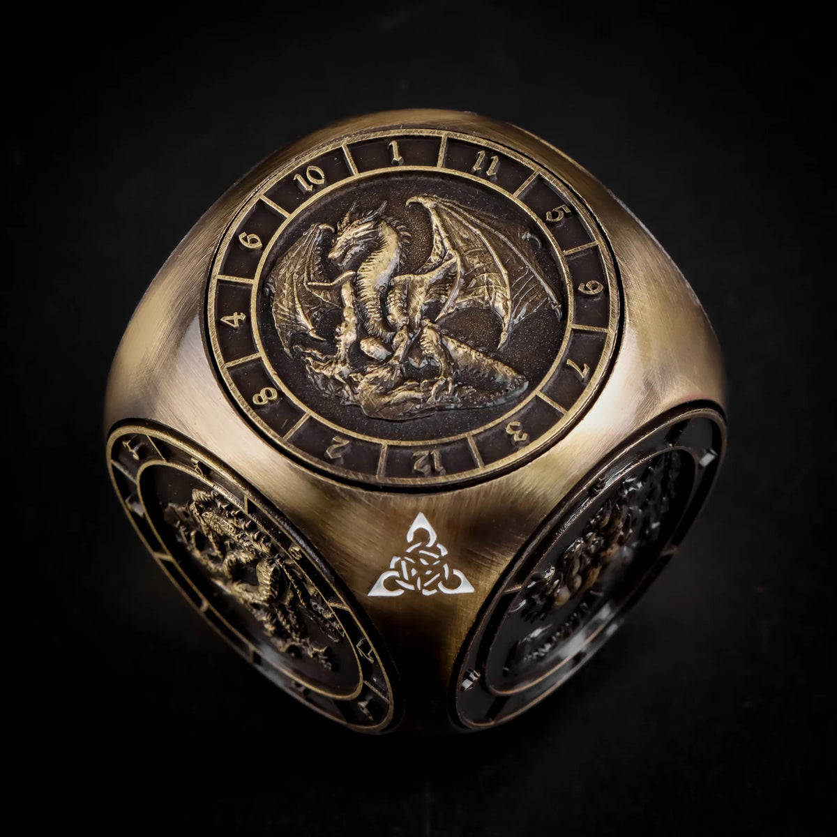 Unique 7 in 1 DND Dice Set with 3D Relief Metal Spinner Cube Cool Gift for RPG Tabletop Gamers D&D Dice For Dungeons And Dragons