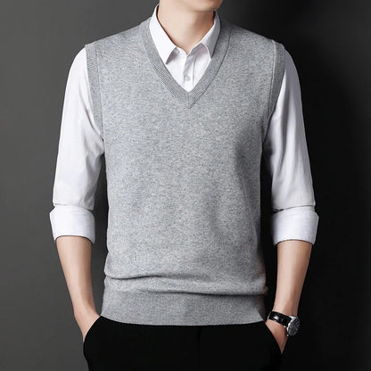 Men's Solid Color Sweater Vest Casual Fashion Warm Top for All Seasons Comfortable Breathable Layering Essential