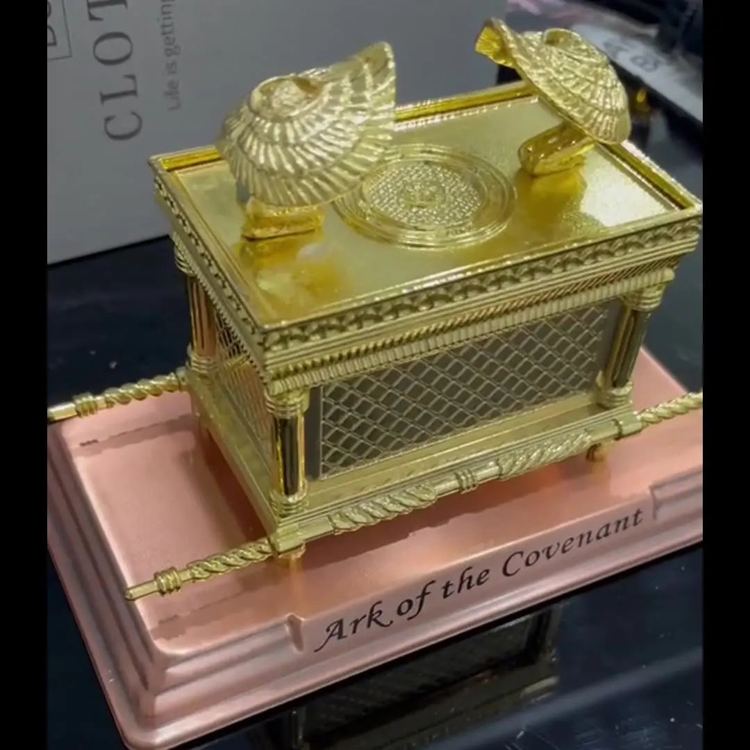 1pc Metal Statue Ark of the Covenant Jewish Ark Jerusalem Religious Belief Home Decor Ornaments
