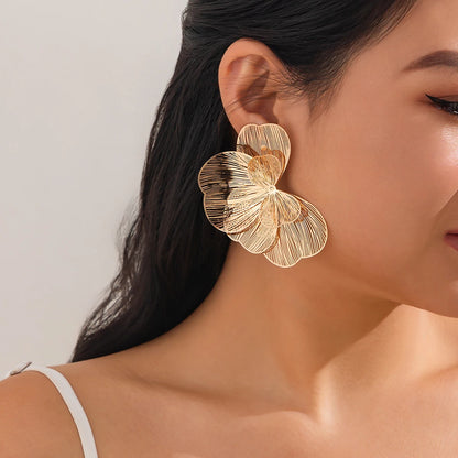 Ingemark Creative Chic Petal Flower Stud Earrings for Women Trendy Wed Bridal Gold Color Piercing Earring Daily Jewelry Gifts