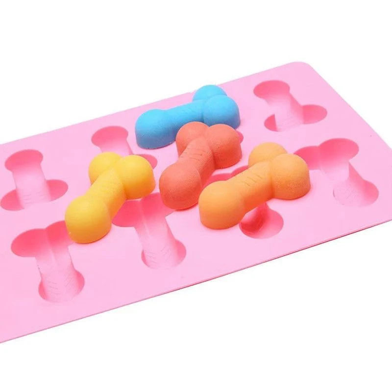 Creative Silicone Ice Mold 8 Grid Ice Cube Tray for Whiskey Cocktail Novelty Food Grade Flexible with Lid Kitchen Tool