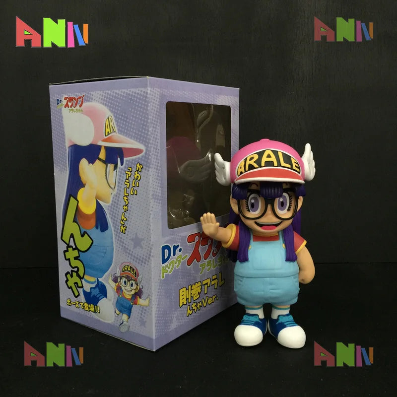 16cm Arale Anime Figure Special Edition Dr Slump Cartoon Stupid Superman Little Child Kawaii Statue Doll Decoration Toy Gift