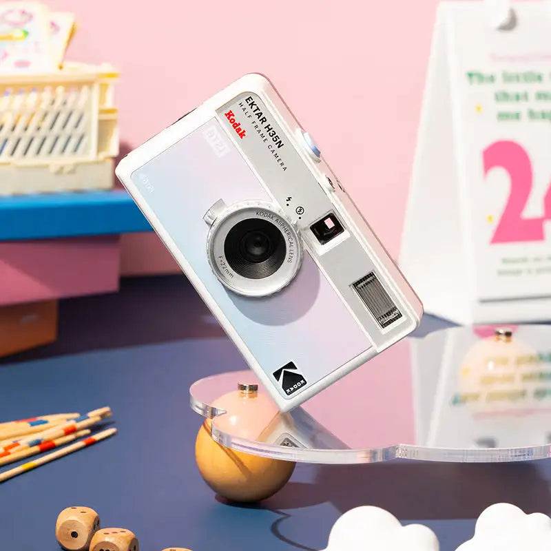 KODAK H35N BT21 35mm Half-Frame Film Camera 72 Photos/36exp Reusable Point&Shoot Built-in Star Filter Flash Bulb Mode