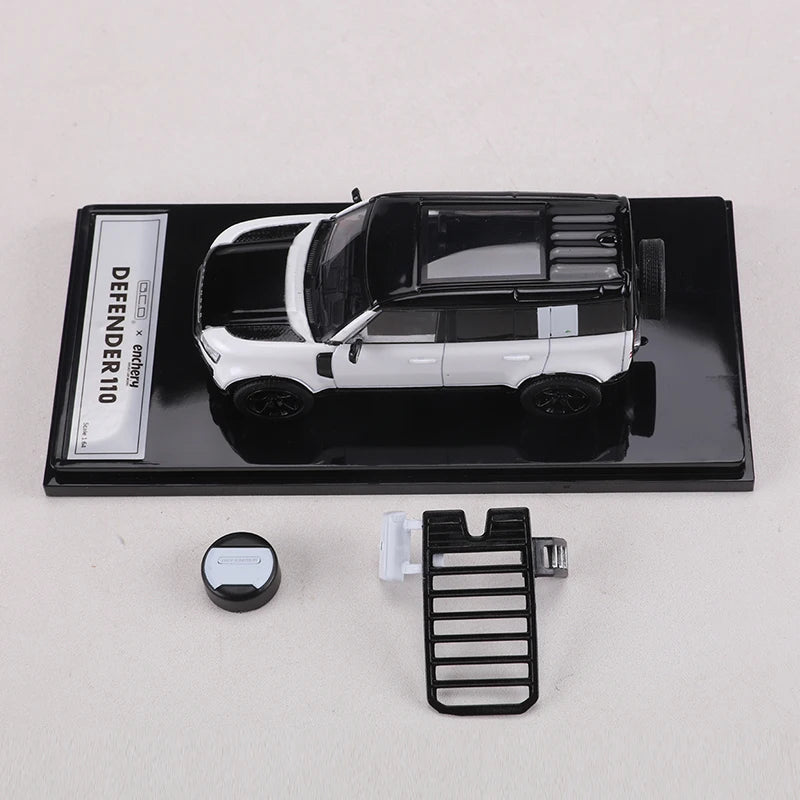 GCD*enchery 1:64 2021 Range Rover /Defender 110 Alloy Model Car