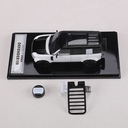 GCD*enchery 1:64 2021 Range Rover /Defender 110 Alloy Model Car