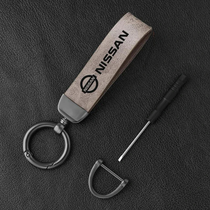 Vintage Leather Car Keychain Key Ring Pendant Fit For Nissan Sylphy N7 Qashqai J10 J11 Note Teana Navara Juke GTR 350Z Patrol Ti