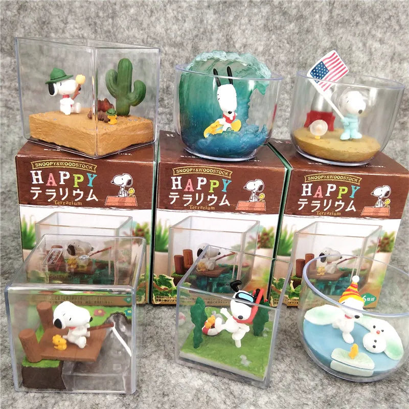 Anime Figures Snoopy Pleasant Holiday Miniature Tourism Scene Blind Box Toy Model Collection Ornament  Birthday Gifts