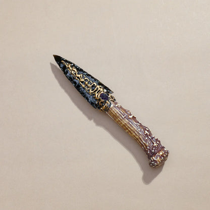 1PC Crystal Obsidian model | Natural Stone Model Knife | Polished Unbladed Craft | Crystal Decorative Art Not a real