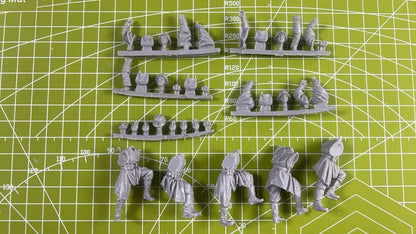 High Quality 1:35 Die-casting Resin Model Kit for 5 Soldiers Without Painting (excluding Vehicles)