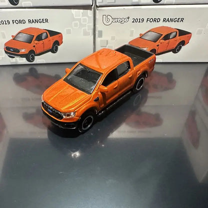 Bburago 1:64 Scale Alloy Simulated Ford Pickup Model with Openable Doors Exquisite Desktop Decoration Boys Car Toy