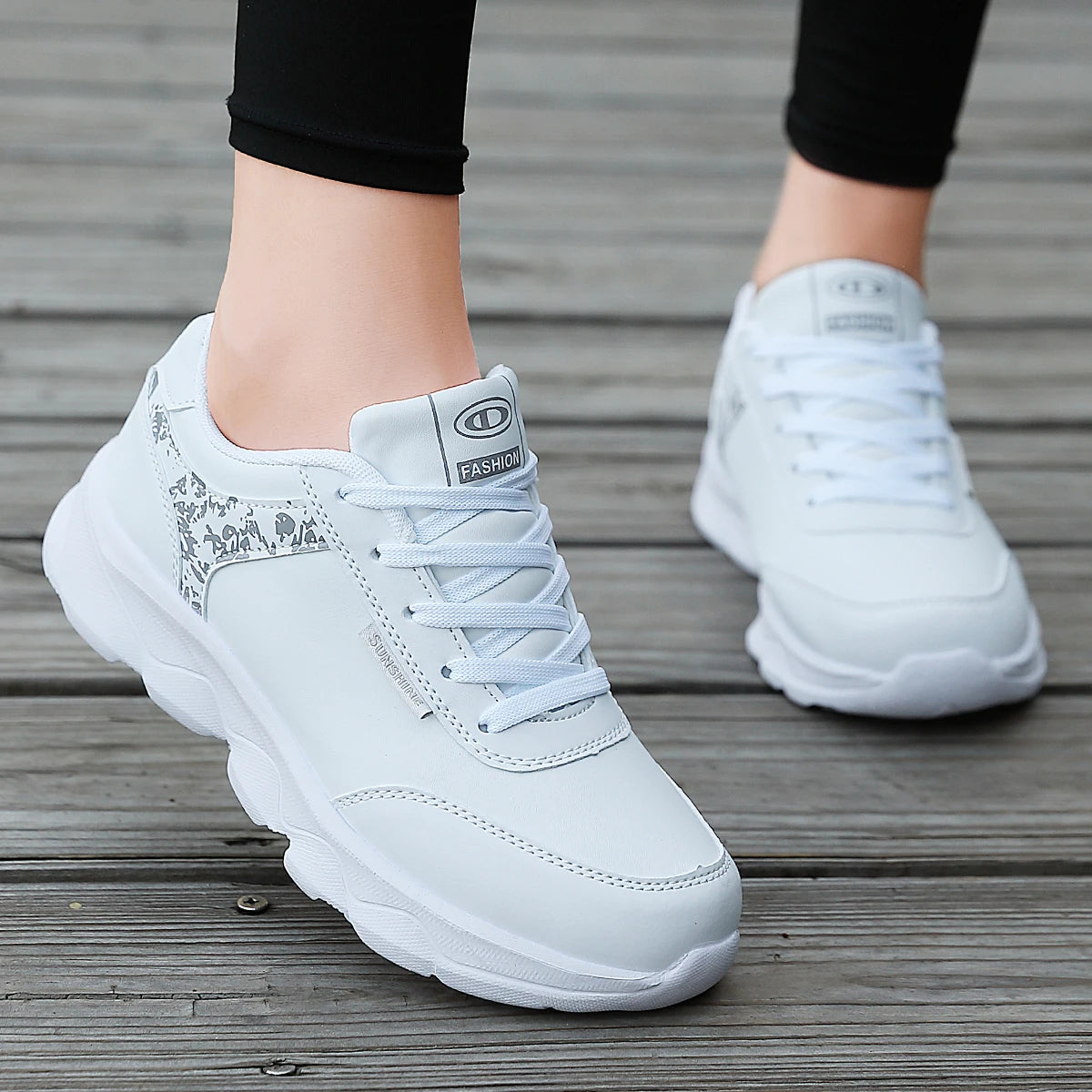 Women's Lightweight Lace-Up Casual Running Shoes, All Season Sneakers for Students Work Travel Outdoor Sports