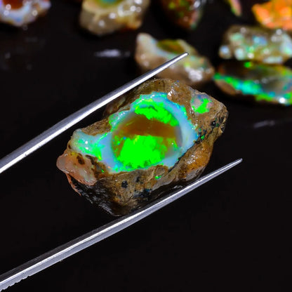25-70CT Genuine Ethiopian Opal Rough Natural Fire Opal Loose Stone Play Of Color Gemstone For Jewelry Making Mineral Specimen