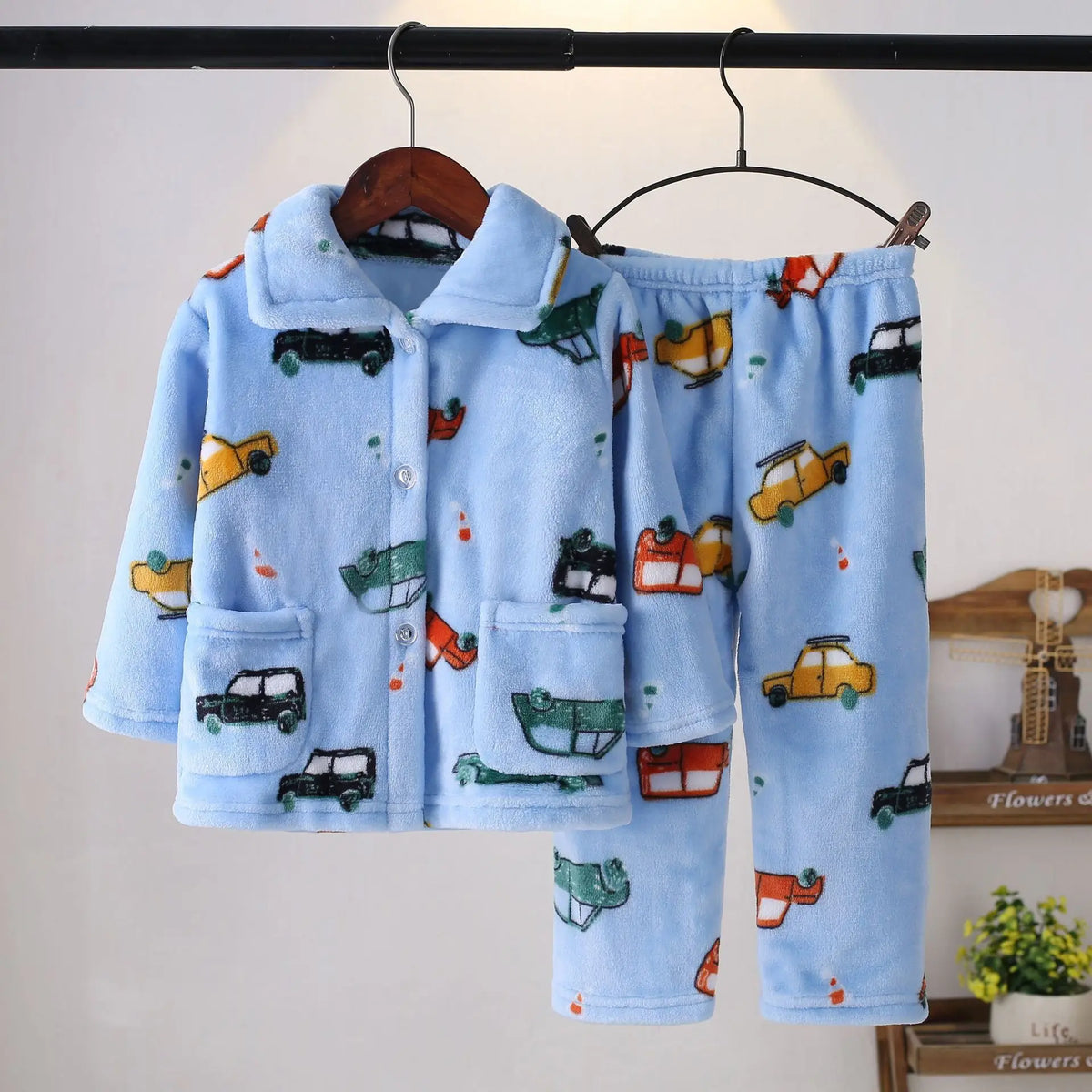 Girls' sleepwear long sleeved flannel children's sleepwear autumn and winter coral fleece boys' baby children's home Clothing se