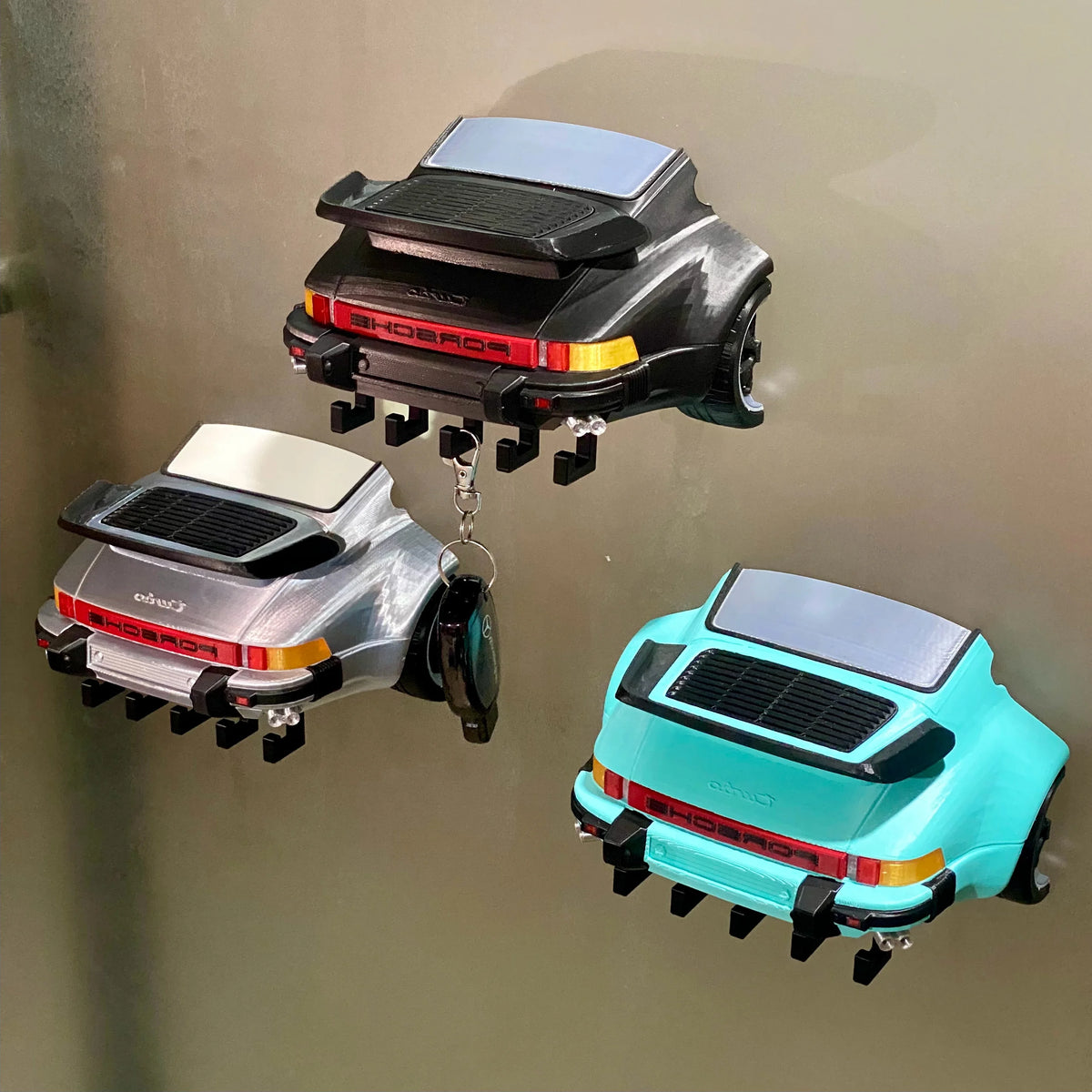 930 Turbo Classic 911 GT3 RS Mini Race Car Keyring hook Hanging Automobile Culture Home Wall Art Decor Car Model Ornament Gift