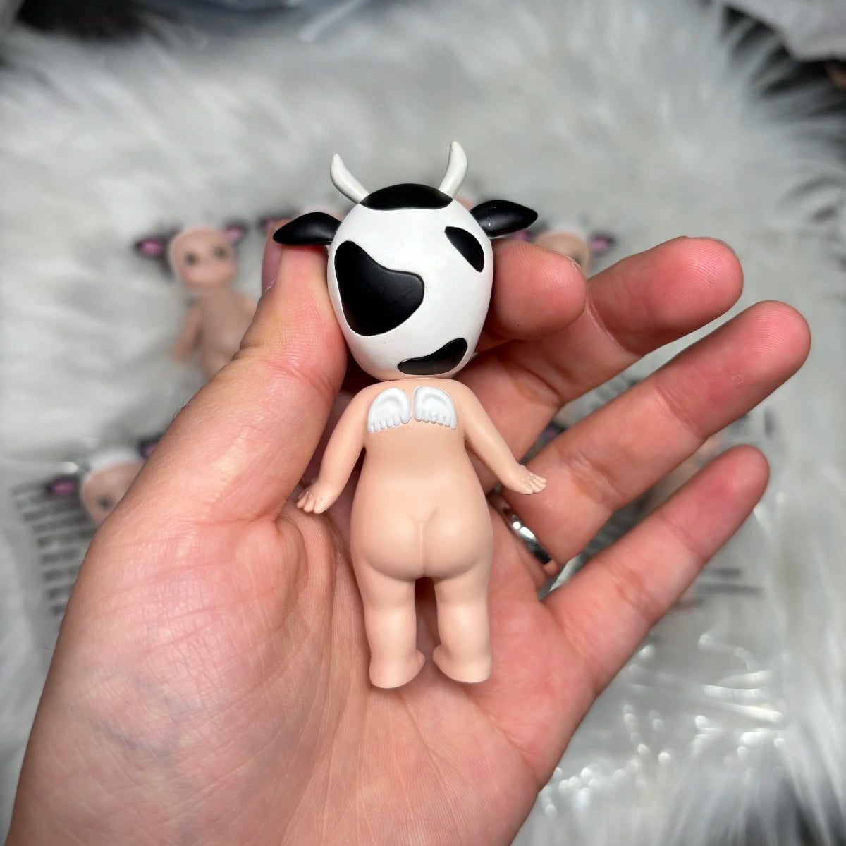 sonny angel Mini Figure Cows in the 2005 version of the animal series No box No bag
