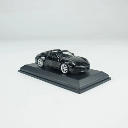 MINICHAMPS 1:64 911 (992.2) TARGA 4 GTS -2025- A realistic alloy car model for static display, boys' toy, adult collection piece