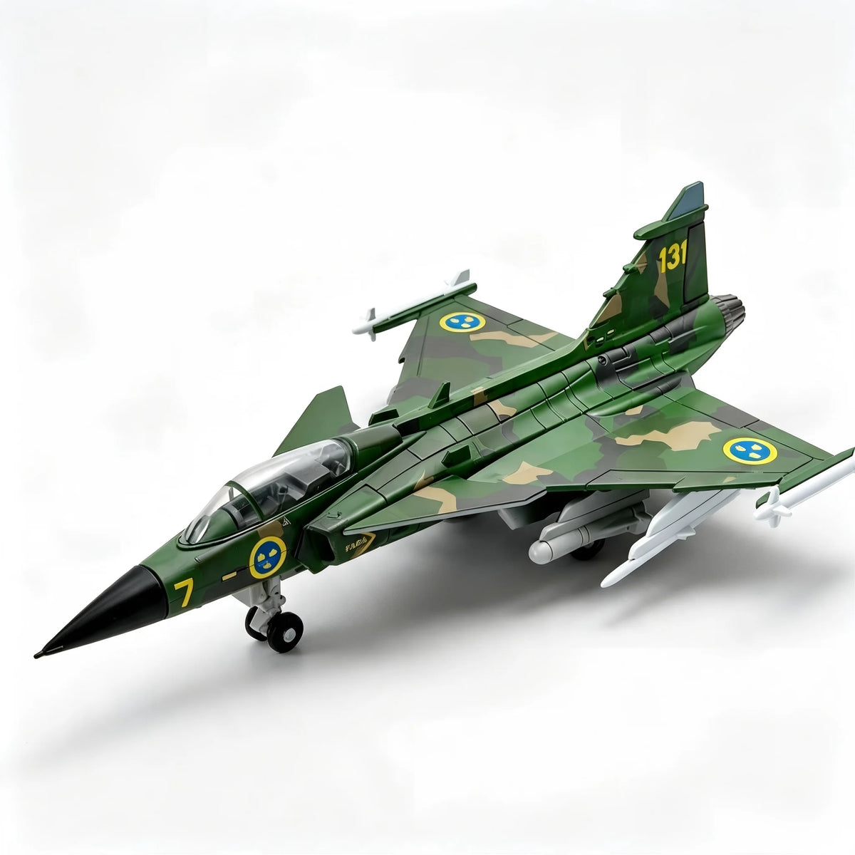 1/72 SAAB JAS-39 Gripen Fighter Jet Model Swedish Air Force Multirole Combat Aircraft Plastic Assembly Kit DIY Military Airplane
