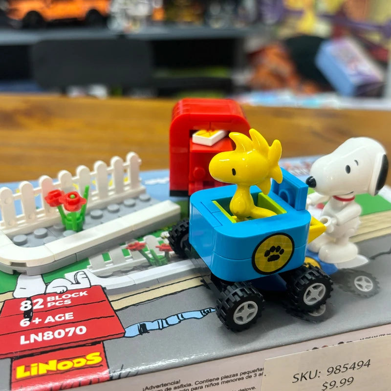 Snoopy Postman Dog Building Blocks DIY Assemble Puzzle Toy Educational Model Desktop Display Ornament Cartoon Figure For Fans