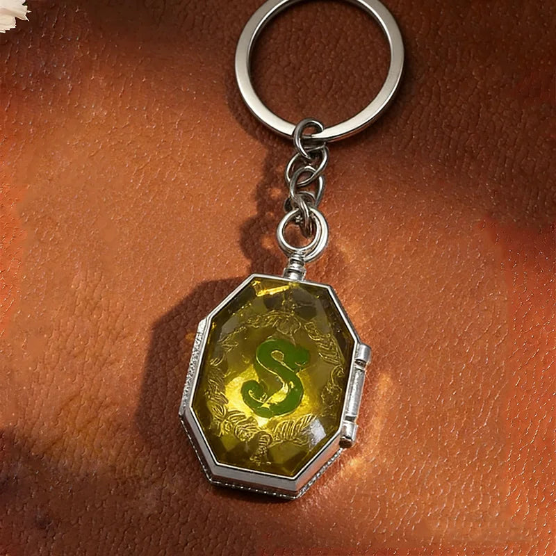 Sparkle Gem Keychain Multi-Faceted Green/Yellow Crystal Bling Metal Rim Sparkle Unique Anti-Loss Design for Keys Bags Purse Gift